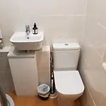 بيت ضيافة Waves